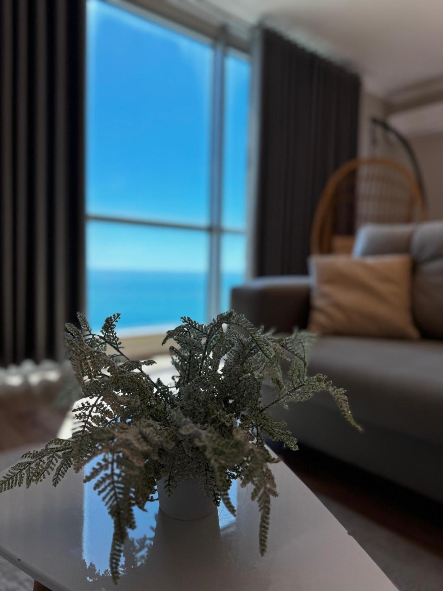 Sky & Sea View Luxury Apartments Durrës Buitenkant foto