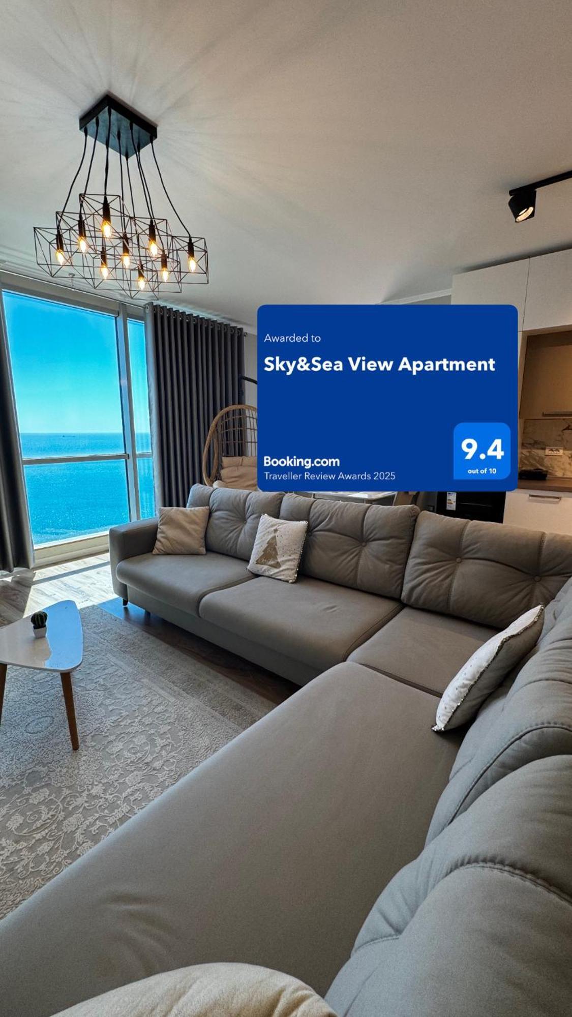 Sky & Sea View Luxury Apartments Durrës Buitenkant foto