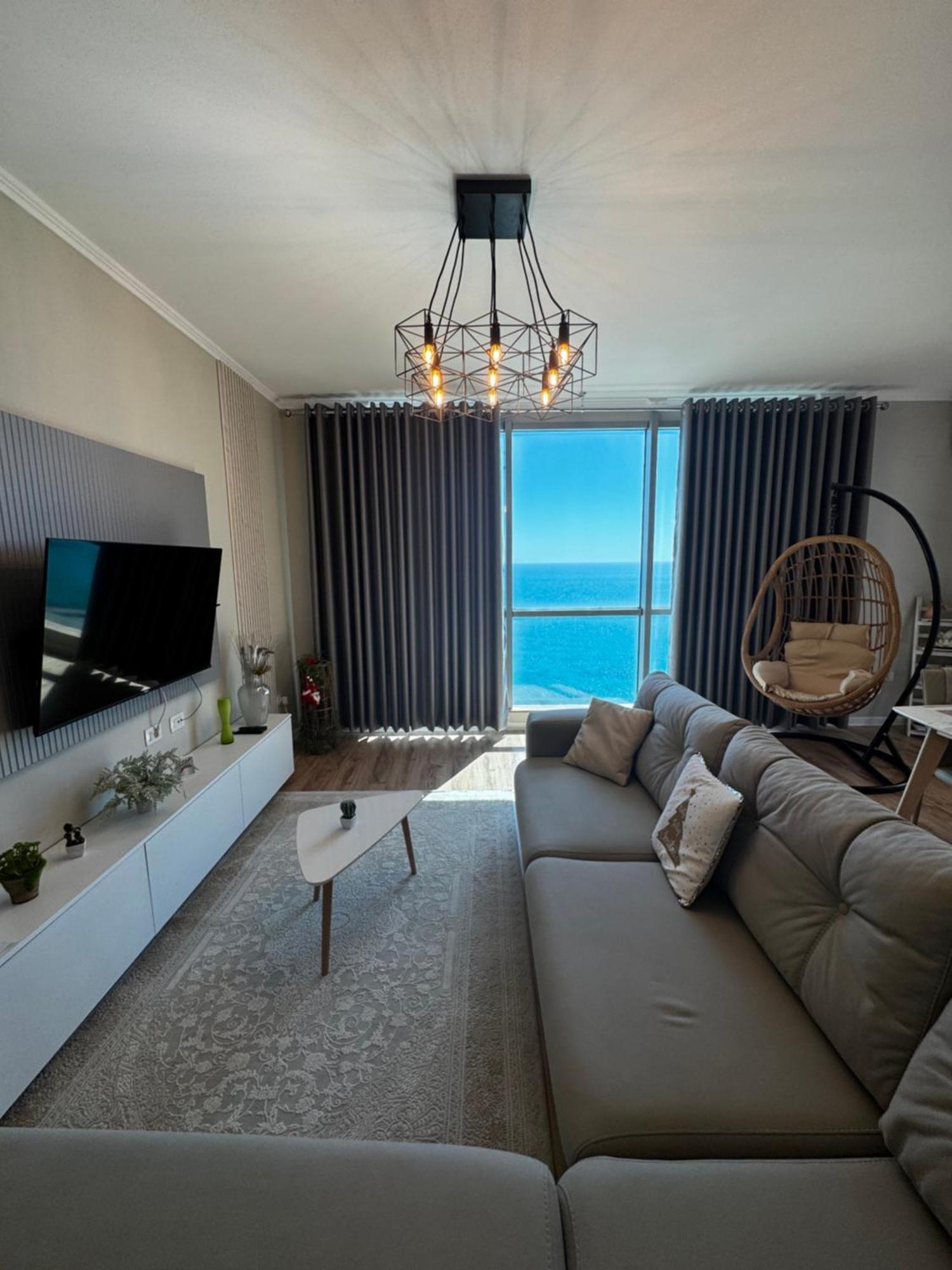 Sky & Sea View Luxury Apartments Durrës Buitenkant foto