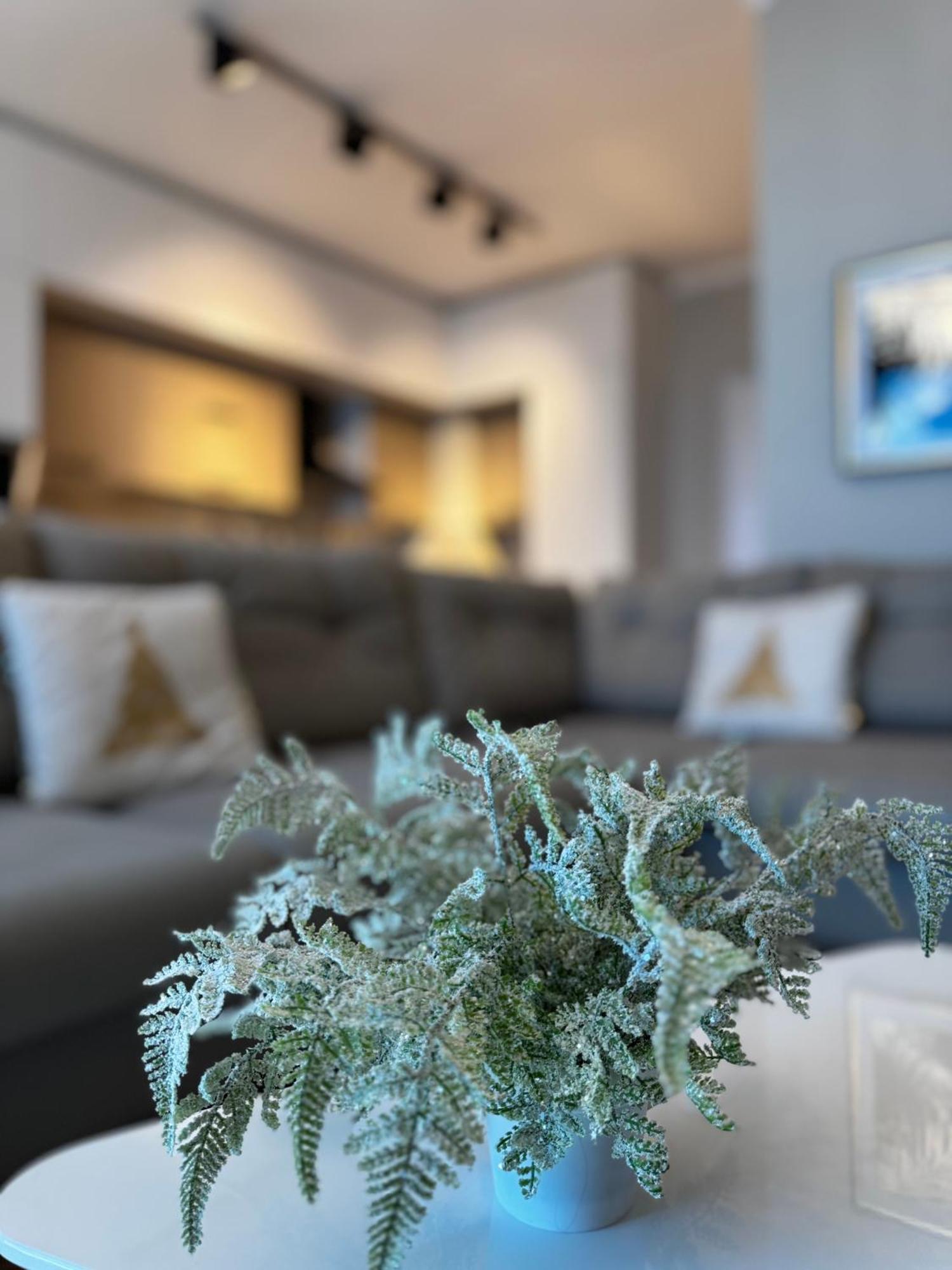 Sky & Sea View Luxury Apartments Durrës Buitenkant foto